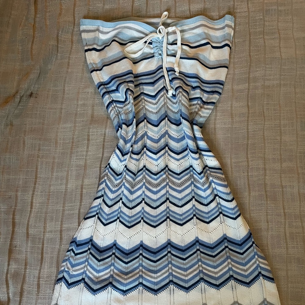 Strapless dress